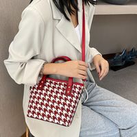 New Large Capacity Woolen Chain Shoulder New Fashion All-match Messenger Tote Bag main image 3
