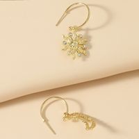 Retro Simple  Korea New Moon Sun Asymmetric Earrings main image 3