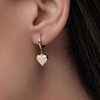Simple Mirror Three-dimensional Love Earrings Punk Style Metal Heart-shaped Earrings main image 2