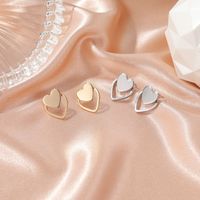 Simple Style Heart Plating Alloy No Inlaid Earrings Ear Studs main image 4