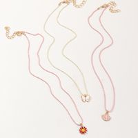 Fashion Drip Oil Small Daisy Pendant Girls Sweet Jewelry Gift Necklace Clavicle Chain sku image 2