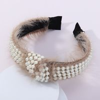 Otoño Coreano Nuevo Simple Nail Pearl Plush Anudado Aro De Pelo Retro Nudo Medio Accesorios Para El Cabello sku image 1