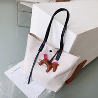 Large Capacity Soft Leather Single Shoulder Tote Bags Casual Black Bags For Women sku image 2