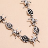 Fashion Retro New Vintage Dripping Rose Thorns Necklace main image 4
