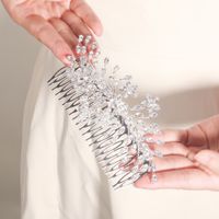Three-dimensional Floral Leaf Zircon Hair Comb Bridal Hair Insert Comb Wholesale main image 3