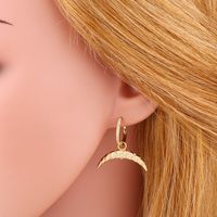 Pendientes De Cobre Geométricos A Rayas De Diamantes De Media Luna Retro De Nueva Moda Para Mujer main image 4