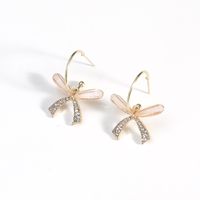 Korea Heiß Verkaufte All-match-mode Nische Schmetterling Legierung Ohrringe sku image 1