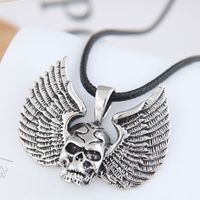 New Fashion Retro Simple Skull Wings Exaggerated Alloy Necklace Wholesale main image 3
