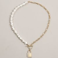 Fashion Asymmetrical Lock  Pendant Pearl Women's Necklace main image 4