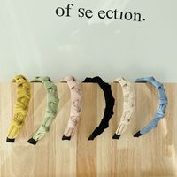 Korean Knotted Woven Fashion Folds Solid Color Wide-brimmed Cute Non-slip Headband  Wholesale main image 3