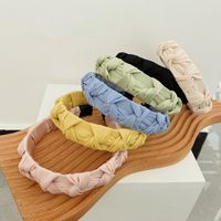 Korean Knotted Woven Fashion Folds Solid Color Wide-brimmed Cute Non-slip Headband  Wholesale main image 5