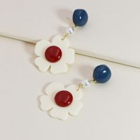 Nouvelles Boucles D&#39;oreilles De Fleurs En Acrylique Vente Chaude main image 2