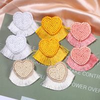 Exaggerated Peach Heart-shaped Handmade Rice Bead Short Fabric Tassel Earrings Wholesale main image 2