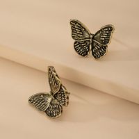 Mode Retro Schmetterling Charme Metalllegierung Ohrringe Für Frauen Großhandel main image 1