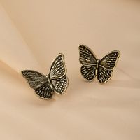 Boucles D&#39;oreilles En Alliage Métallique De Charme De Papillon Rétro Pour Les Femmes En Gros main image 4