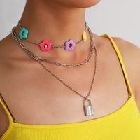 Fashion   Creative Flower Clavicle Suit Necklace Personality Simple Lock Necklace main image 3