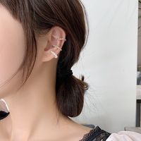 Fashion Pearl Rhinestone Multi-circle Retro Simple Three-layer Splicing Alloy Ear Bone Clip main image 1