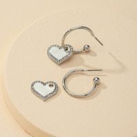 Fashion Hot Sale 1 Pair Of Diamond Love Earrings Wholesale main image 2