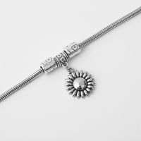 Hot Selling Simple Alloy Sunflower Pendant Chain Bracelet Wholesale main image 5