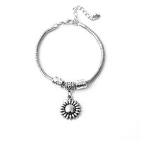 Hot Selling Simple Alloy Sunflower Pendant Chain Bracelet Wholesale main image 6