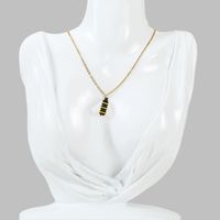 Korean Cute Hand-woven Bee Rice Bead Pendant Necklace Jewelry Wholesale main image 3