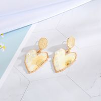 Boucles D&#39;oreilles De Chrysanthème Perle D&#39;amour De Fleur Séchée À L&#39;aiguille En Argent Coréen En Gros sku image 1