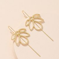 Simple Fashionable Maple Leaf Earrings main image 5