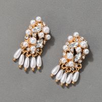 Vintage Baroque Pearl Tassel Earrings main image 4
