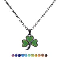 Fashion Creative Three Petal Pendant Stainless Steel Necklace main image 1