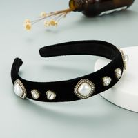 Exquisite Alloy Flannel Heart-shaped Pearl Headband main image 4