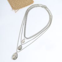 Creative Drop-shaped Glass Pendant Metal Necklace main image 3