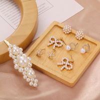 Korea Simple Pearl Geometric Diamond Earrings main image 1