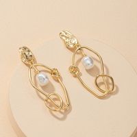 New Metal Pearl Fashion Earrings sku image 1