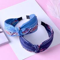 Cross-knotted Fabric Bow Headband main image 2