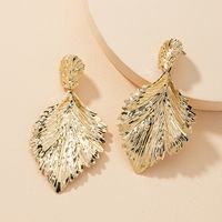 Fashion Metal Leaf Earrings main image 5