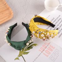 Fashion Pearl Knotted Solid Color Headband main image 3