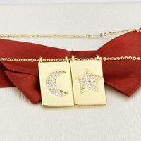 Collar Con Colgante De Estrella Y Luna De Circonio Bañado En Oro main image 3
