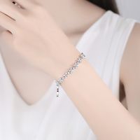 Fashion White Copper Inlaid Zircon Bracelet main image 3