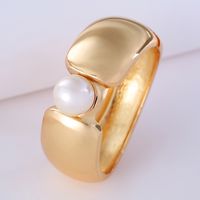Gold And Silver Wide-sided Fashion Pearl Bracelet main image 1