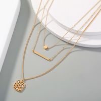 Fashion Multi-layer Pineapple Pendant Necklace main image 5