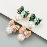 Korean Fashion Flower Pearl Crystal Earrings main image 1