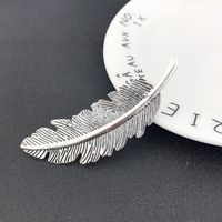 Retro Exaggerated Metal Feather Hairpin sku image 4