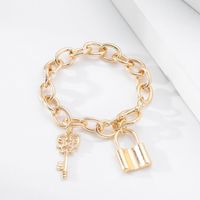 Simple Heart-shaped Fashion Ot Buckle Bracelet main image 5