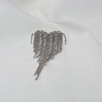 Broche Diamant Pompon Coeur main image 5