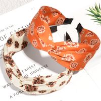 Retro Printed Wide-brimmed Headband main image 4