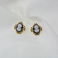 Retro Baroque Pearl Earrings sku image 2