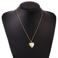Creative Simple Copper Inlaid Zirconium Heart Necklace main image 4