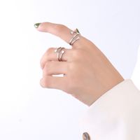 Einfacher, Unregelmäßiger, Nicht Verstellbarer Fingerring Aus Titanstahl sku image 1