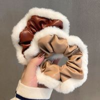 Korean Style New Simple Temperament Pu Leather Large Intestine Hair Ring Plush Internet Celebrity French Retro Textured Hair Band For Girls main image 4