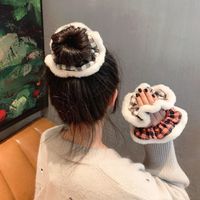 Autumn And Winter New Hair Ring Ponytail Plaid Plush Rubber Band Sweet Temperament Hair Rope main image 3